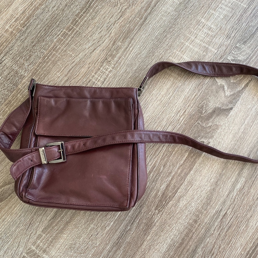 Perlina Leather Burgundy Purse